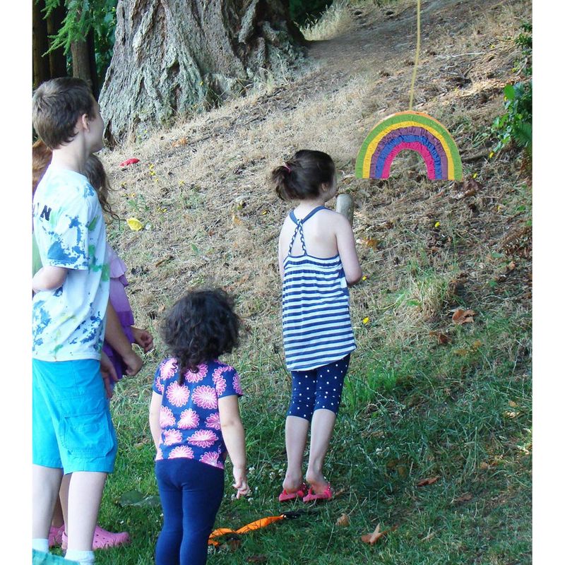 Small Rainbow Star Pinata for Cinco De Mayo, Kid's Birthday Party (12.6 In)