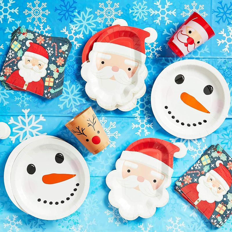 Santa Claus Paper Plates for Holiday Christmas Party (7.5 x 10 In, 24 Pack)